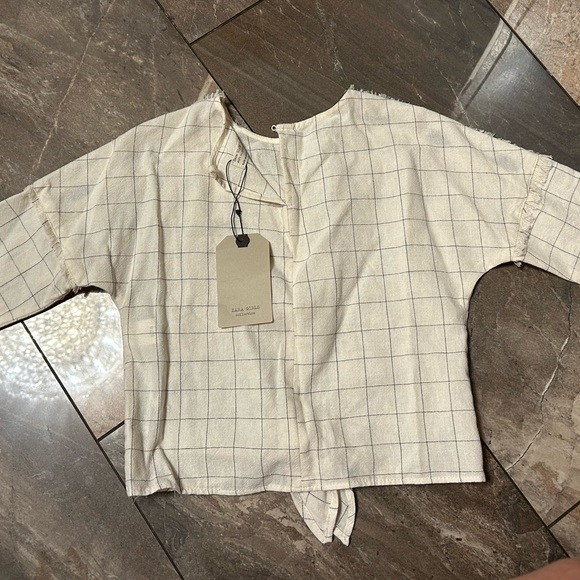 Cute top - Picture 7 of 8